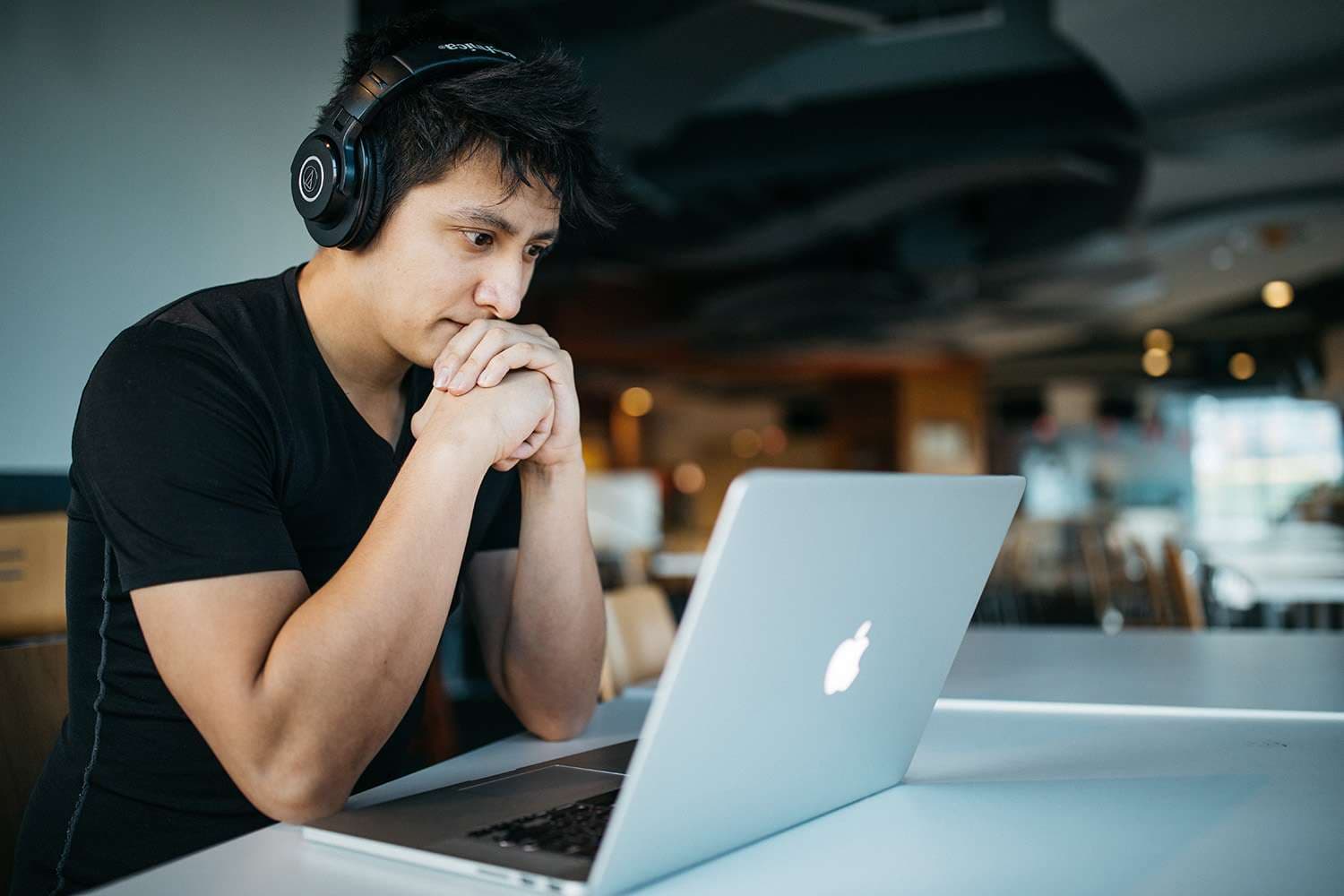 How much do professional voiceover services cost?